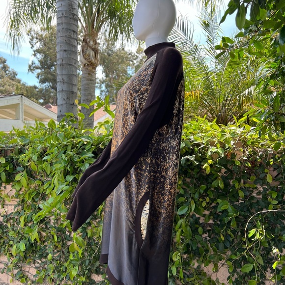 Dress - Picture 3 of 5